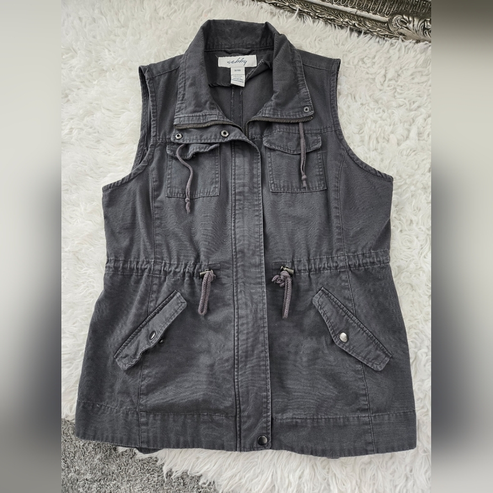 Sebby Size XL 100% Cotton Gray Utility Vest. Good preowned condition.